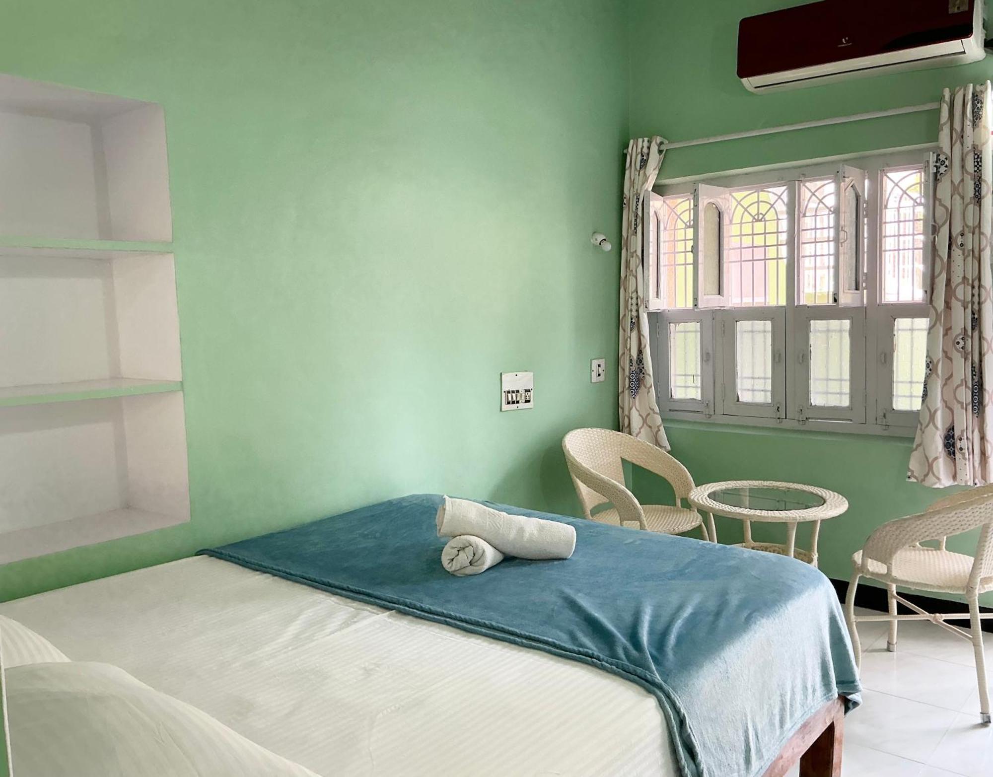 Kalyan Guesthouse Hampi Εξωτερικό φωτογραφία